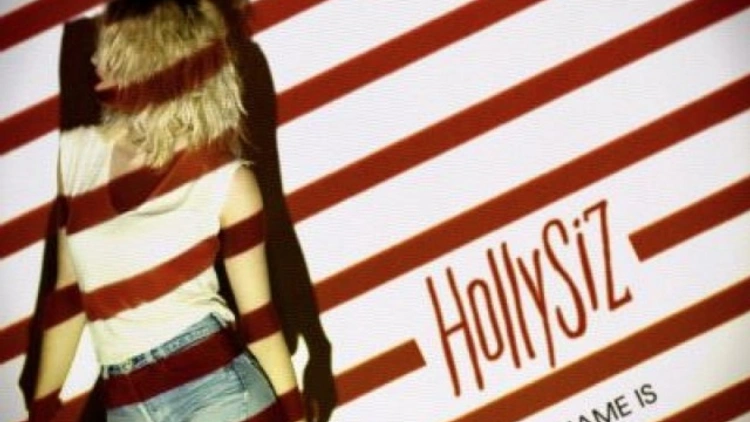 HollySiz