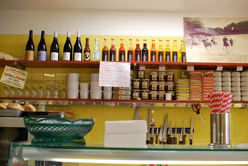 CheZ aline Restaurant Shop Paris
