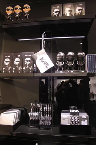 Le Karl Lagerfeld Store - Saint Germain Shop Paris