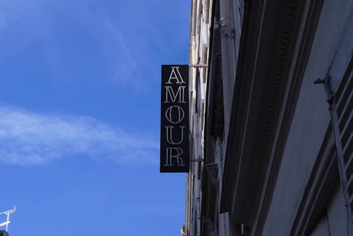 8 Rue De Navarin 75009 Paris France Hôtel Amour Restaurant Bar Hôtel Paris