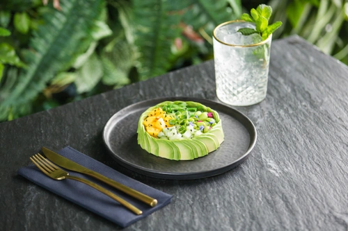 Avocado Show Restaurant Paris
