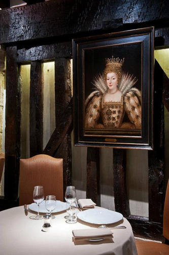 Relais Louis XIII Restaurant Paris
