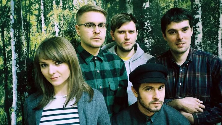 Motorama + guest