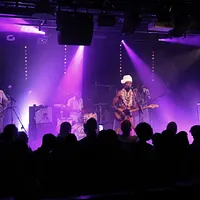 Le Hangar