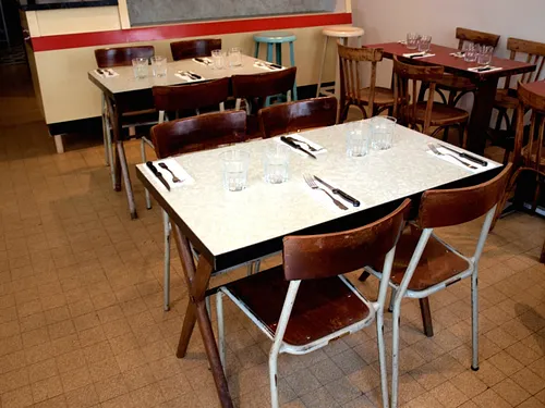 Chez Hipolène Restaurant Shop Paris