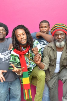 The Gladiators feat droop lion