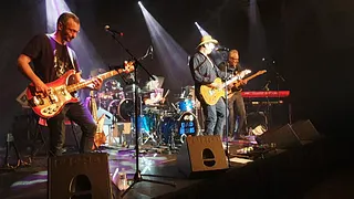 Concert : Dad and the mecaniks