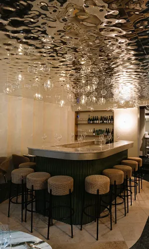 Bubble Bliss Restaurant Bar Paris