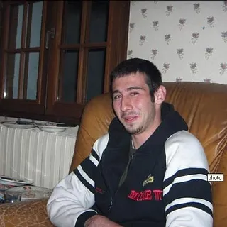 Nicolas L