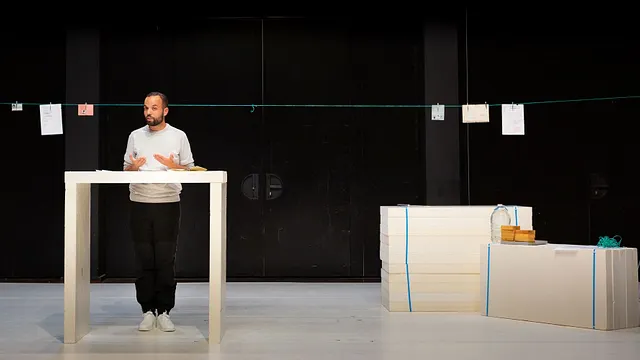 Koulounisation – Salim Djaferi