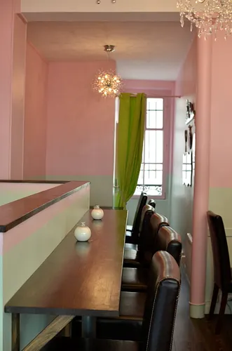 Sandy’s Cupcakes Restaurant Shop Paris
