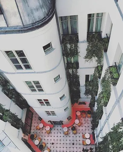 Hôtel Grand Amour Restaurant Bar Hôtel Paris