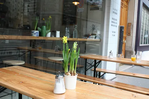 Café Pimpin Restaurant Paris