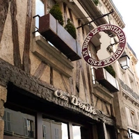La Tour de Montlhéry - Chez Denise