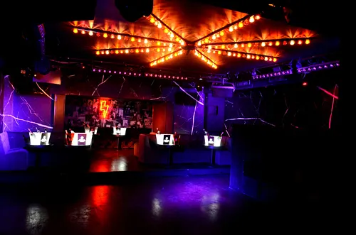 Le ParisParis Club Club Paris