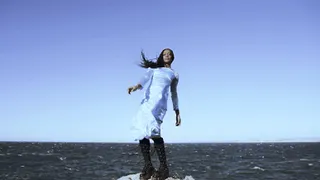 Célia Kameni - Méduse
