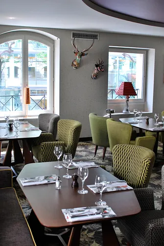 Le Très Honoré Restaurant Paris