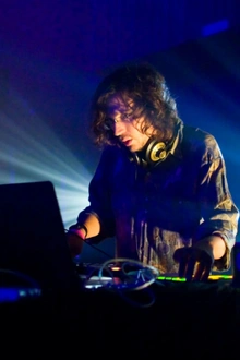 Katapult: Legowelt Live, Xosar Live, Mzkbx, Alex & Laetitia