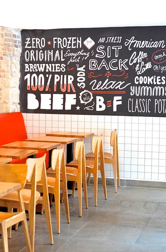 Burger and Fries Restaurant Paris