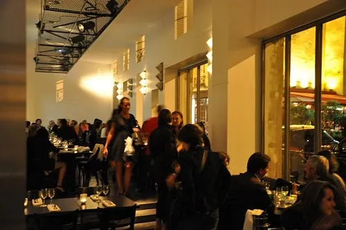 Les Cinoches Restaurant Paris
