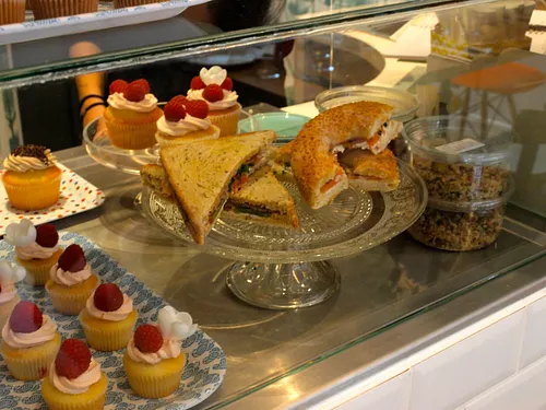 Fairy Cakes Restaurant Shop Paris
