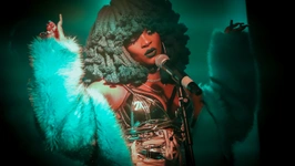 Concert - MOONCHILD SANELLY + Halima