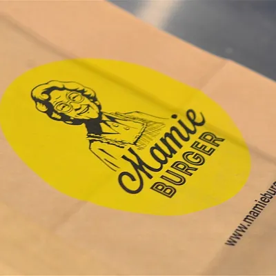 Mamie Burger : A table, c'est Mamie qui régale !
