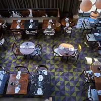 La Table D’Hugo Desnoyer