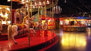 Le Musée des Arts Forains, une sortie originale pour les vacances de la Toussaint !