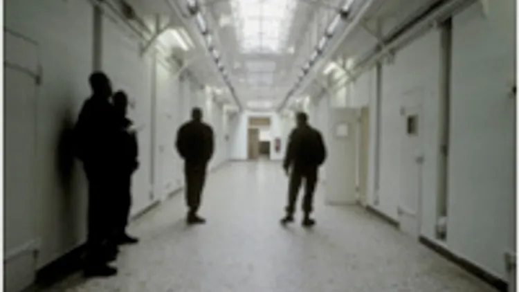 les prisons se dévoilent