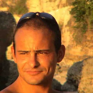 Stephane L