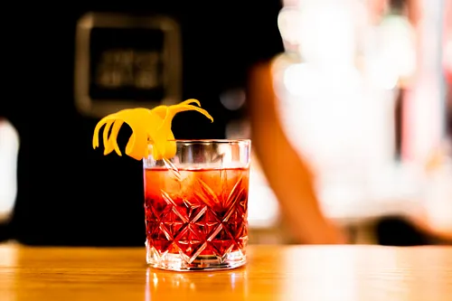 Le MAL est fait Restaurant Bar Paris