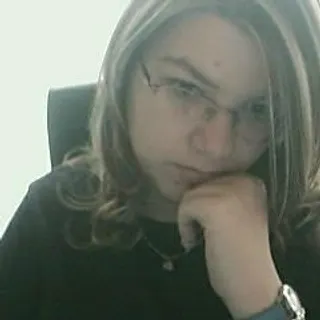 Elodie M