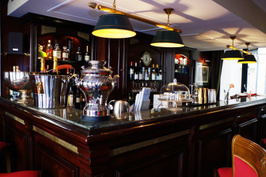 The Bridge Bar and Tea House - Bar de l'hôtel Villa Panthéon
