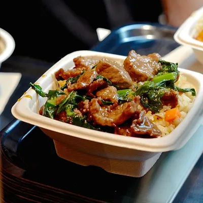 Huabu : Kristin du Camion qui Fume se lance dans la street food chinoise