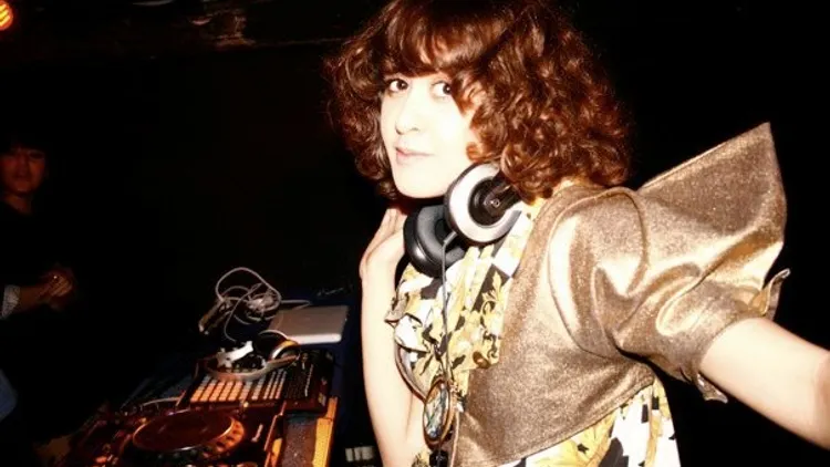 NUMERO 6 & DJ PARFAIT