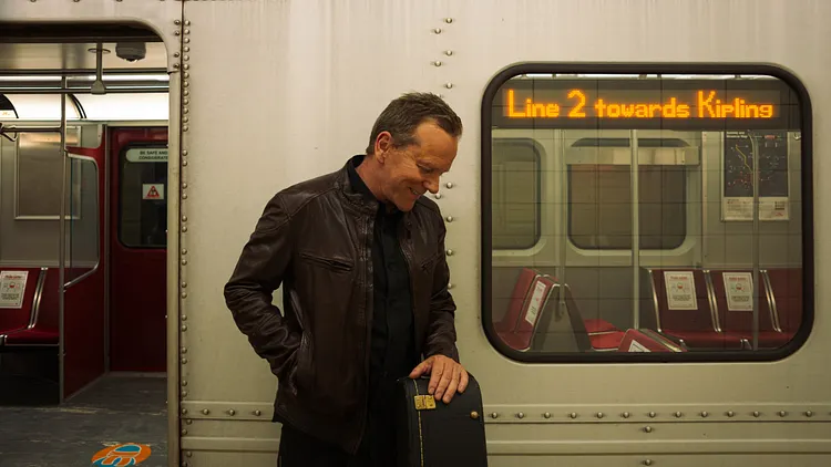 KIEFER SUTHERLAND en concert au Café de la Danse à Paris