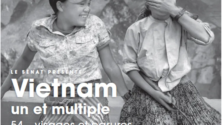 Vietnam et un multiple : 54 visages et parures de la nation vietnamienne