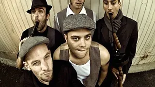 The decline! + Berri Txarrak en concert