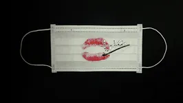 We love Japan. 100 masques pour le Japon