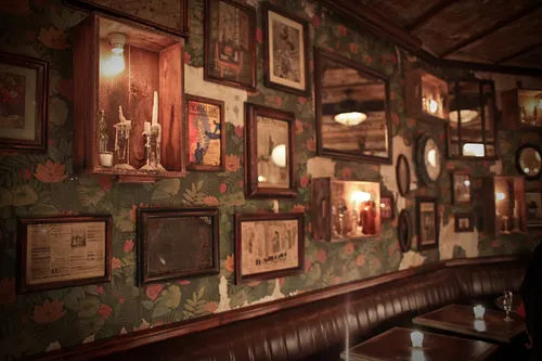 Le Petit Poucet Restaurant Bar Paris