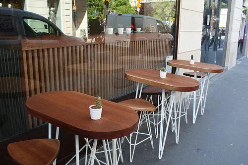 Braun Notes Coffee Restaurant Paris
