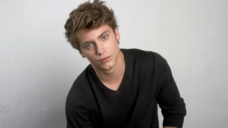 Bastian Baker