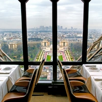 Le Jules Verne