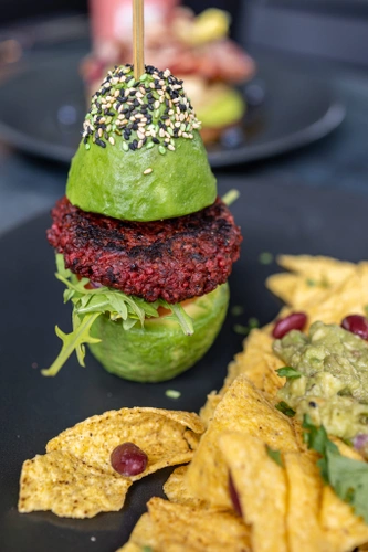 Avocado Show Restaurant Paris