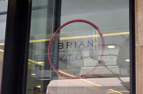 Brian is in the Kitchen Restaurant Paris
