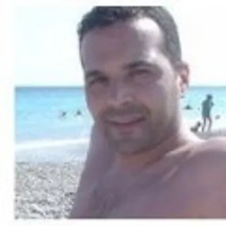 Simon E