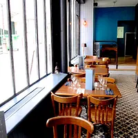 Le Café Lumière