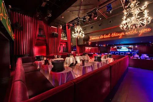Chez Papillon Club Paris