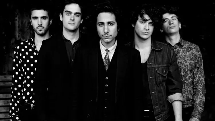 Feu! Chatterton en concert